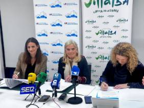 Marta del Olmo, Mariola Vargas y Estíbaliz Cordón firman el convenio de colaboración