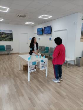 Mesa informativa higiene de manos Centro Médico Quirónsalud Toledo