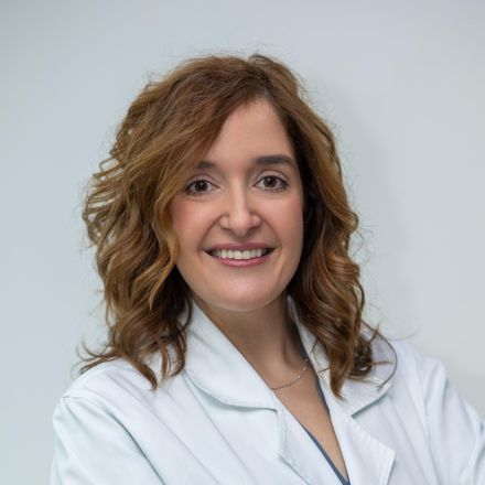 cristina-de-hoyos-alonso-dermatologia-medicina-estetica-ok_op