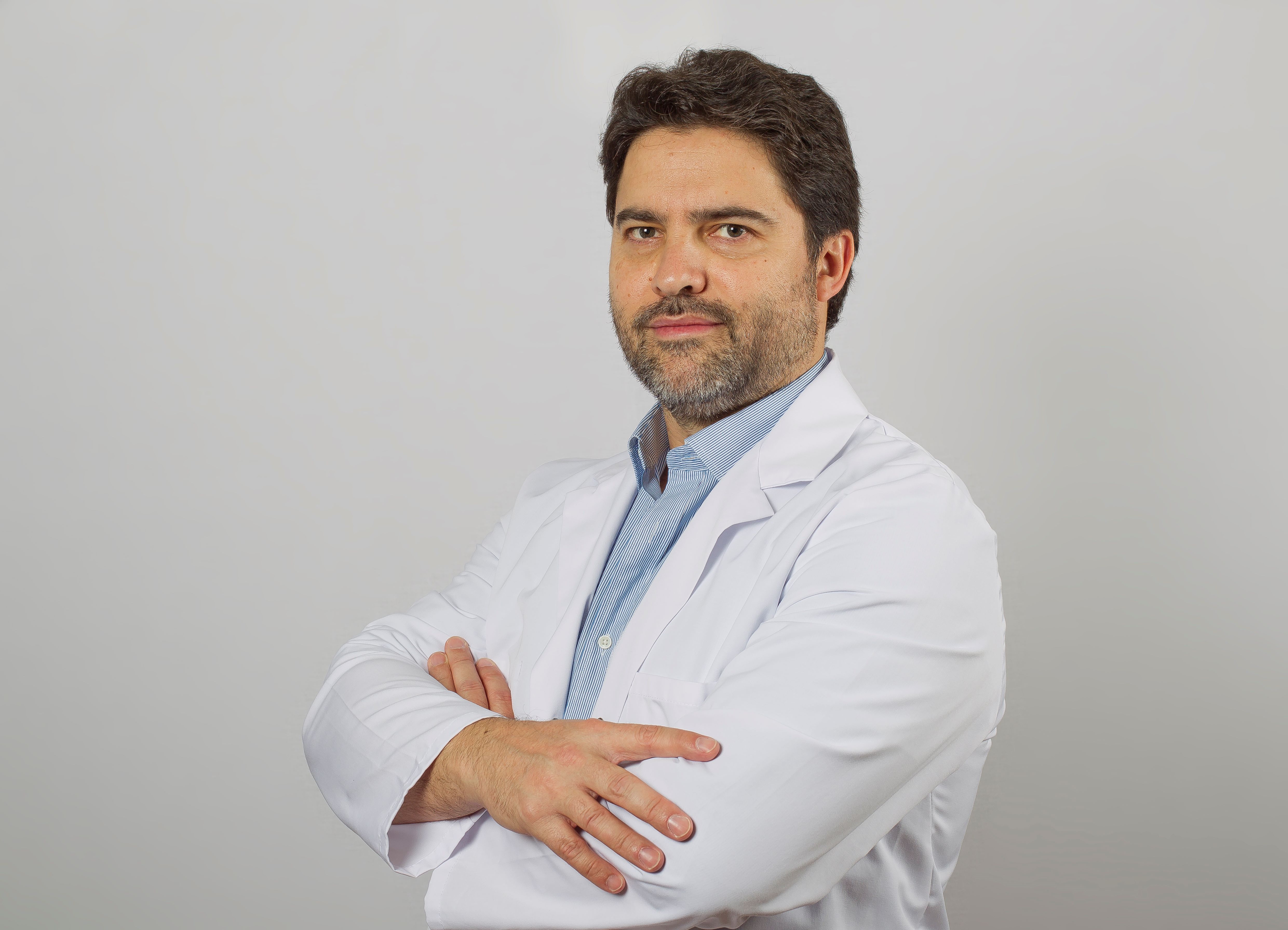 Dr_Javier Cambronero